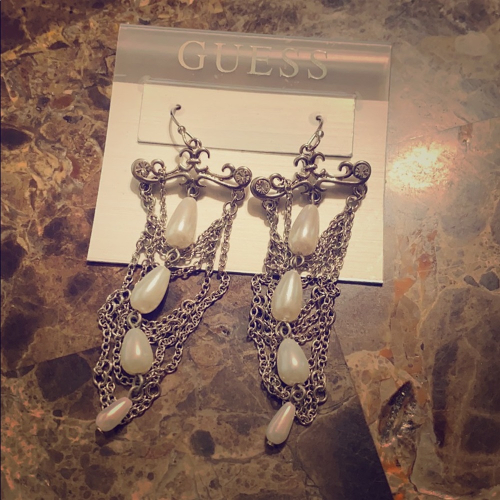 Guess Pearl Egg Chain Earrings